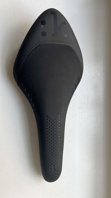 Fizik Arione K5 Wingflex Kium Saddle Saddles & Seatposts d'occasion