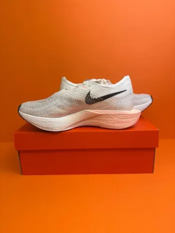 Used Altra ZoomX Vaporfly NEXT% 3 bike — image 3 of 8