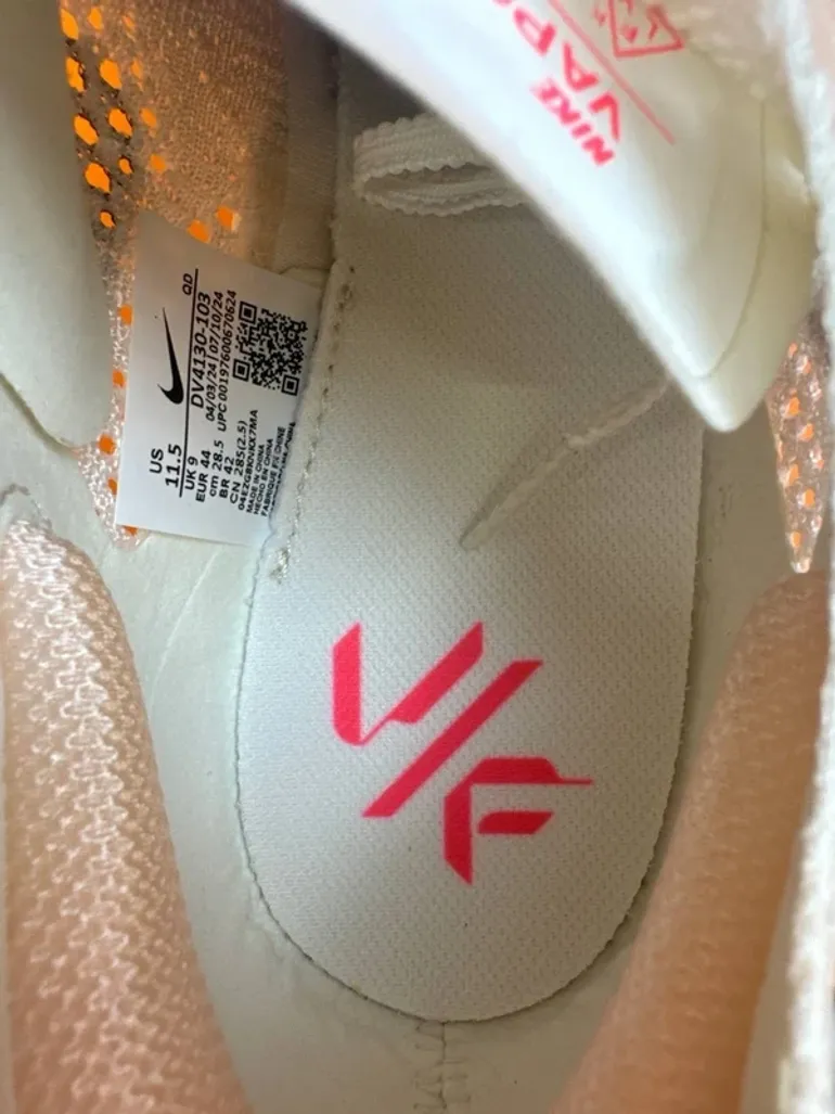 Used Altra ZoomX Vaporfly NEXT% 3 bike — image 6 of 8