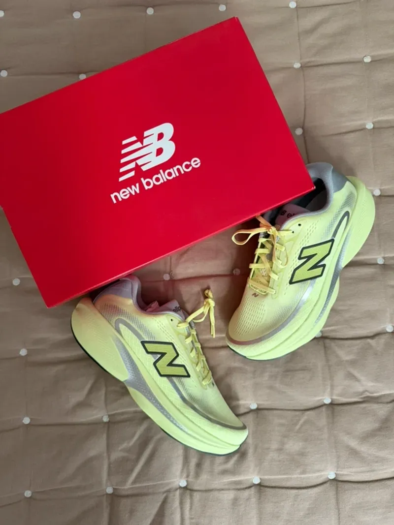 Used New Balance Ellipse Running Shoes