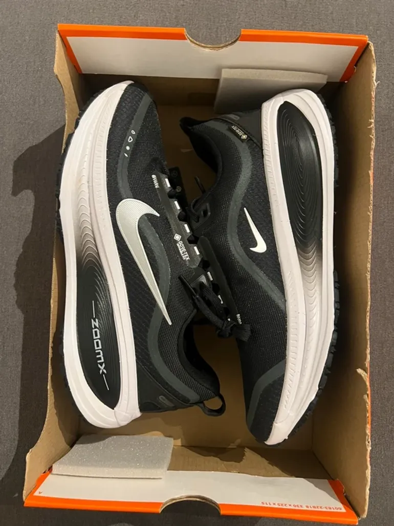 Gebrauchtes Nike Vomero 18 GTX bike — Bild 3 von 3