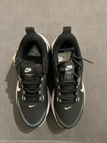 Gebrauchtes Nike Vomero 18 GTX bike — Bild 2 von 3