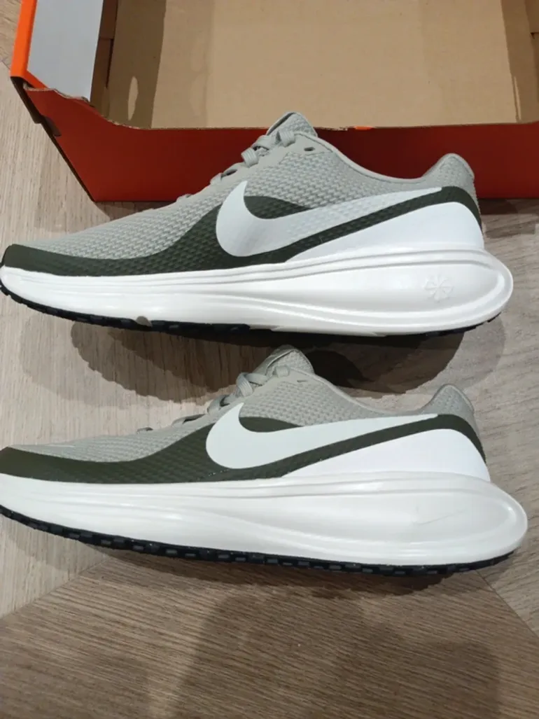 Gebrauchtes Nike Revolution 8 bike — Bild 6 von 8