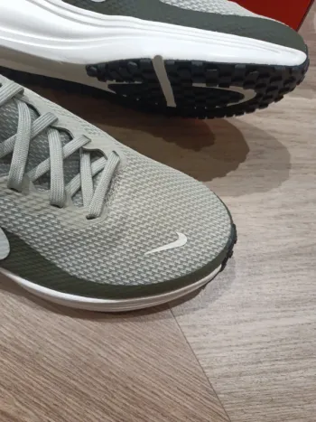 Gebrauchtes Nike Revolution 8 bike — Bild 2 von 8