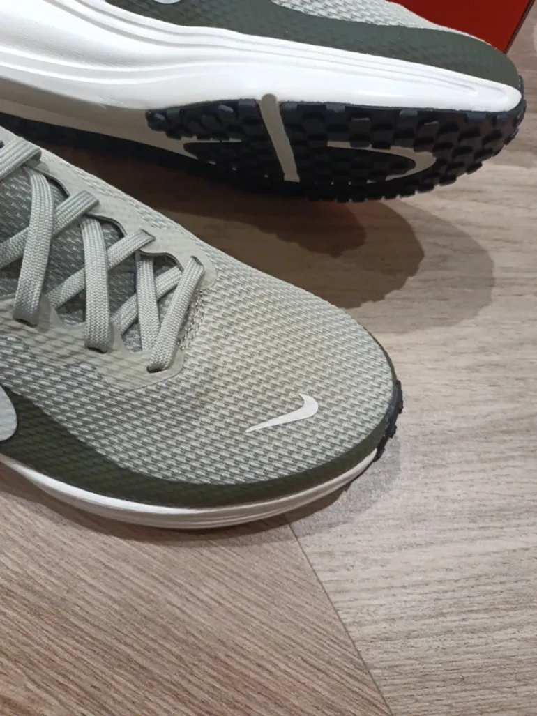 Gebrauchtes Nike Revolution 8 bike — Bild 2 von 8