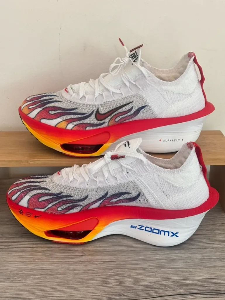 Gebrauchtes White Air Zoom Alphafly Next% 3 bike — Bild 5 von 15