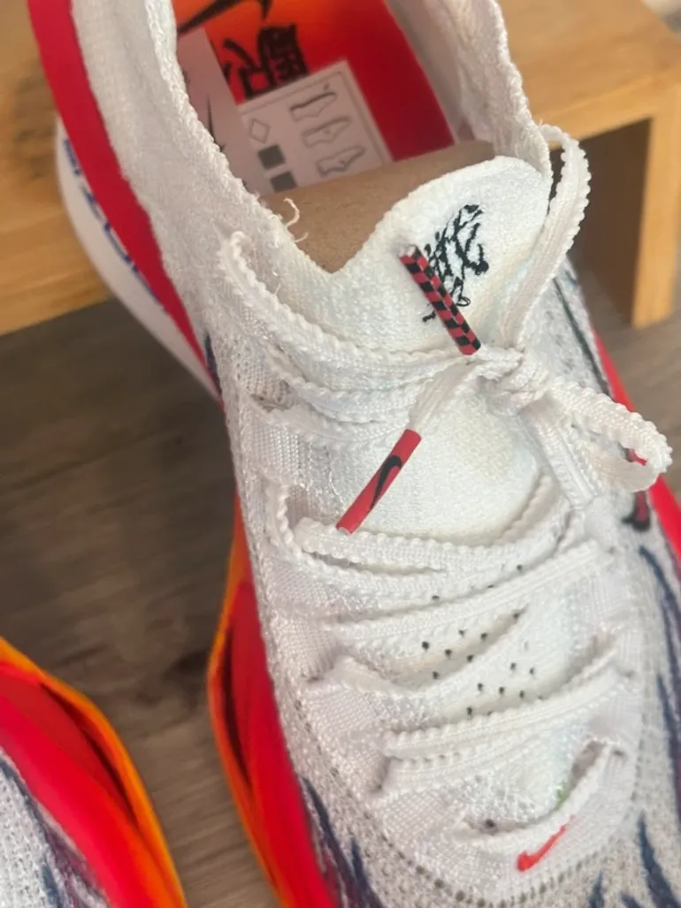 Gebrauchtes White Air Zoom Alphafly Next% 3 bike — Bild 8 von 15