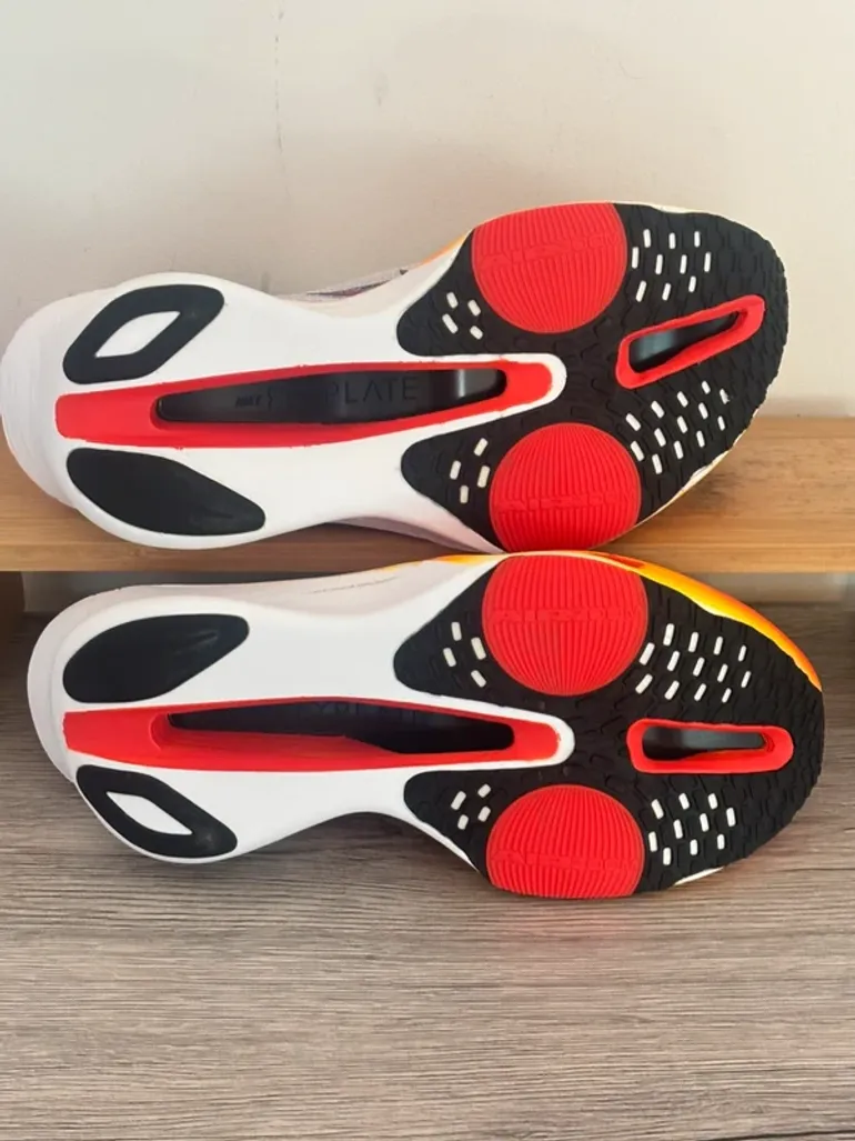 Gebrauchtes White Air Zoom Alphafly Next% 3 bike — Bild 9 von 15