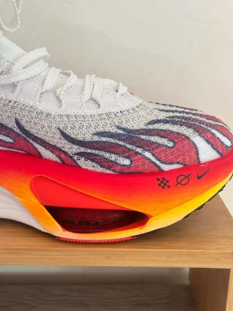 Gebrauchtes White Air Zoom Alphafly Next% 3 bike — Bild 15 von 15