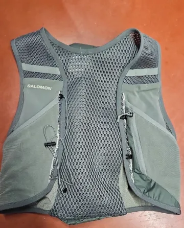 Gebrauchtes Salomon Active Skin 8 Running Accessories