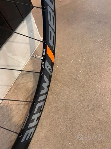 Used Miche 988 Hsr bike — image 4 of 6