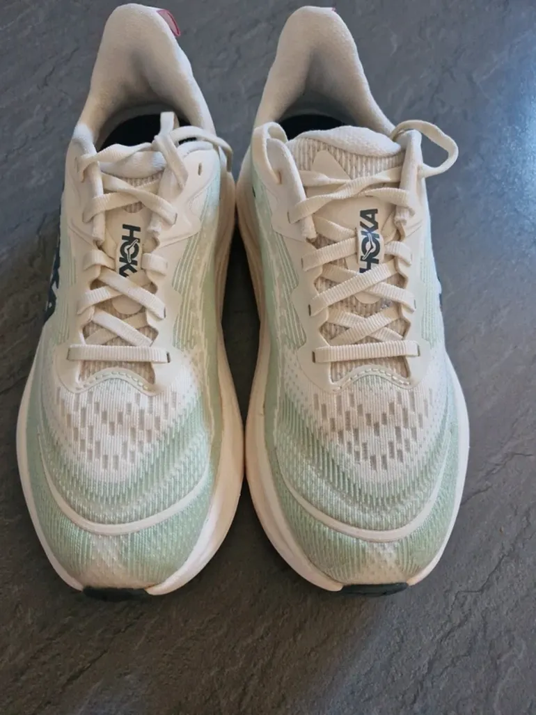 Used Hoka Running Shoes bike — image 2 of 7