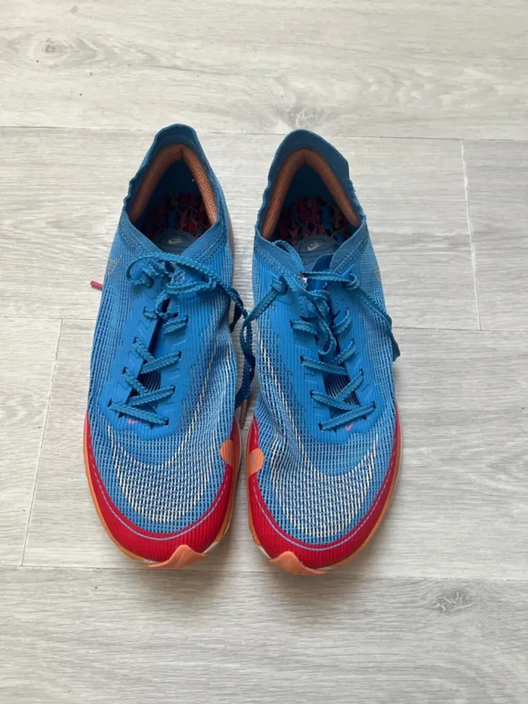 Used Nike ZoomX Vaporfly Next% bike — image 1 of 5