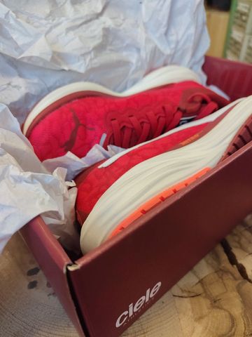 Použité Puma Deviate Nitro 2 Ciele 2023 bike — obrázek 4 z 6