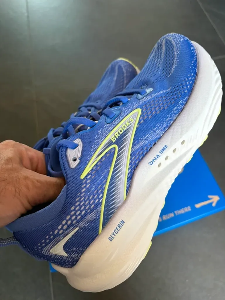 Used Brooks Glycerin 22 bike — image 4 of 7