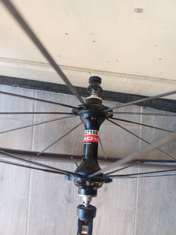 Used Altro Carbon Wheels bike — image 3 of 3