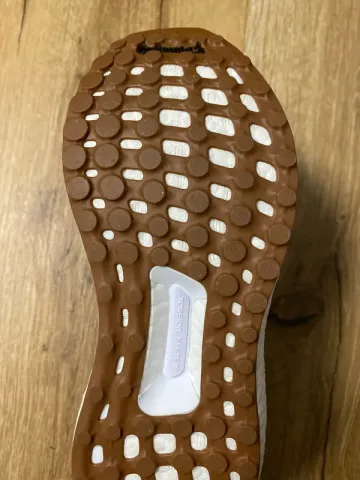 Used Adidas Ultra Boost OG IVY Park bike — image 5 of 7