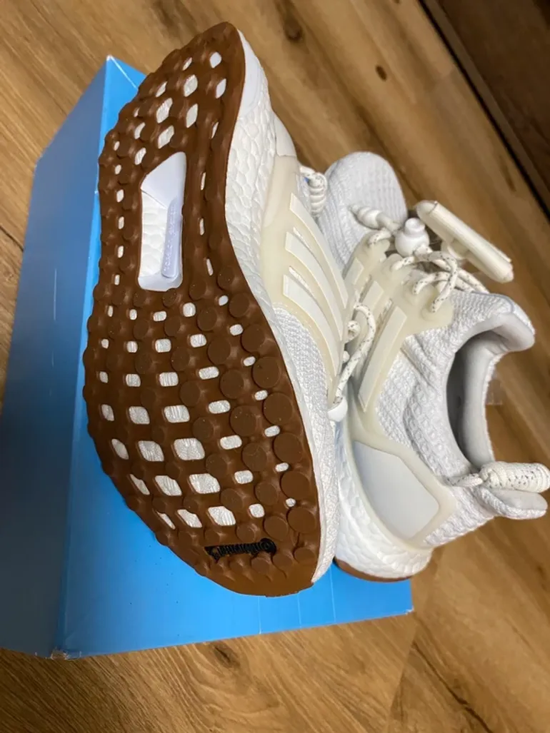 Used Adidas Ultra Boost OG IVY Park bike — image 2 of 7