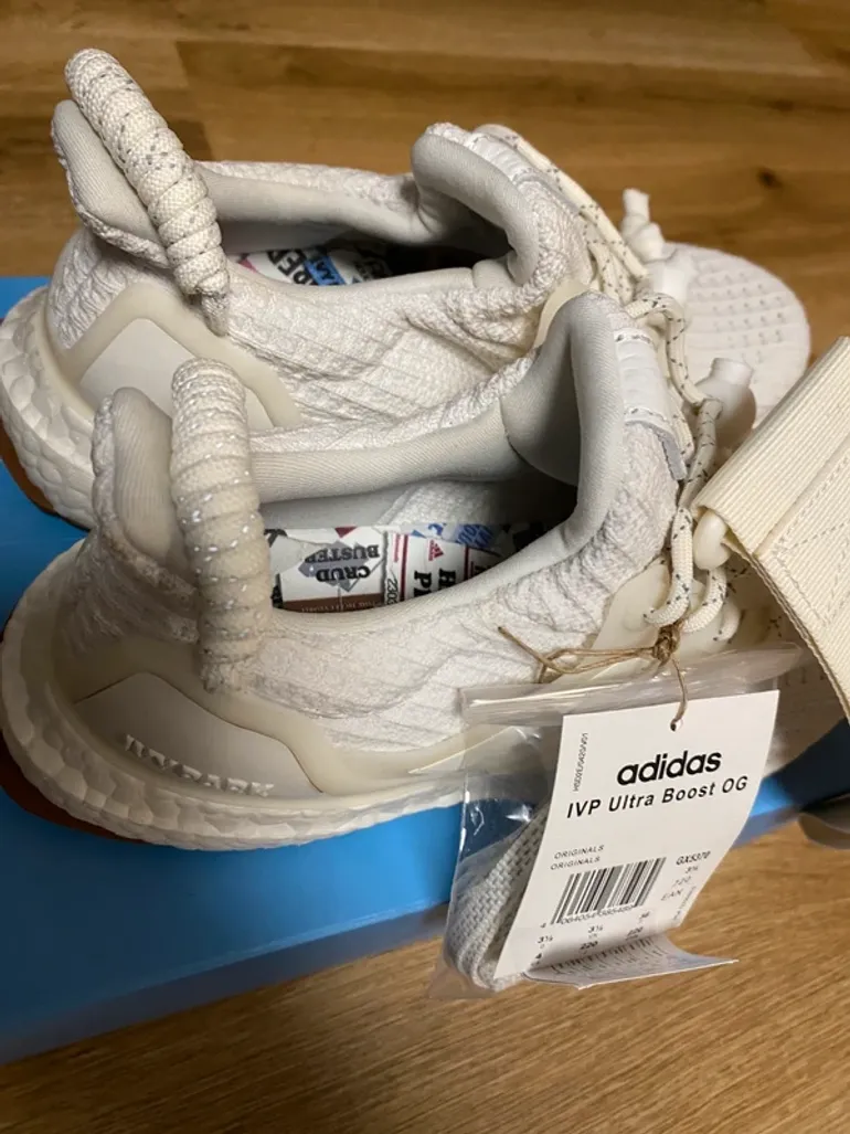 Used Adidas Ultra Boost OG IVY Park bike — image 3 of 7