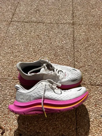 Used Hoka Running Shoes bike — image 4 of 4