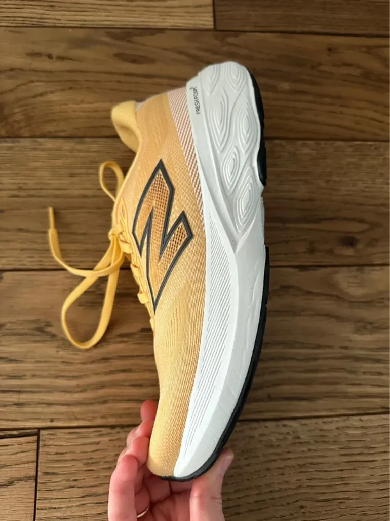 Used New Balance 880 bike — image 6 of 11
