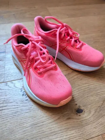 Asics Gel-Cumulus 26 GS bike usato — immagine 1 di 5