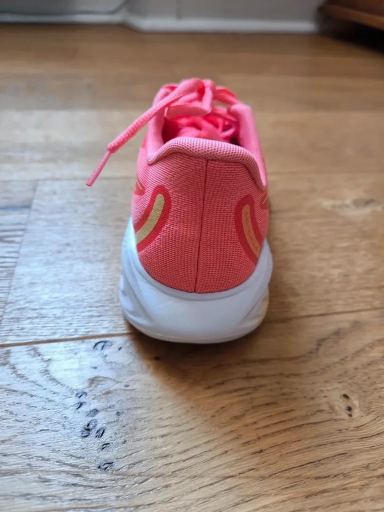 Asics Gel-Cumulus 26 GS bike usato — immagine 4 di 5
