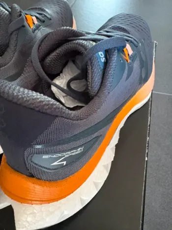 Used Saucony Endorphin Speed 4 bike — image 3 of 7