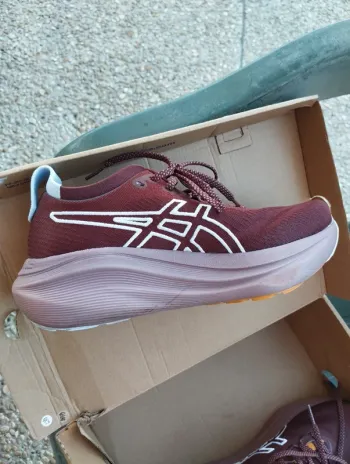 Gebrauchtes Asics Gel Nimbus bike — Bild 1 von 6