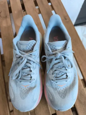 Hoka Running shoes bike usato — immagine 3 di 6