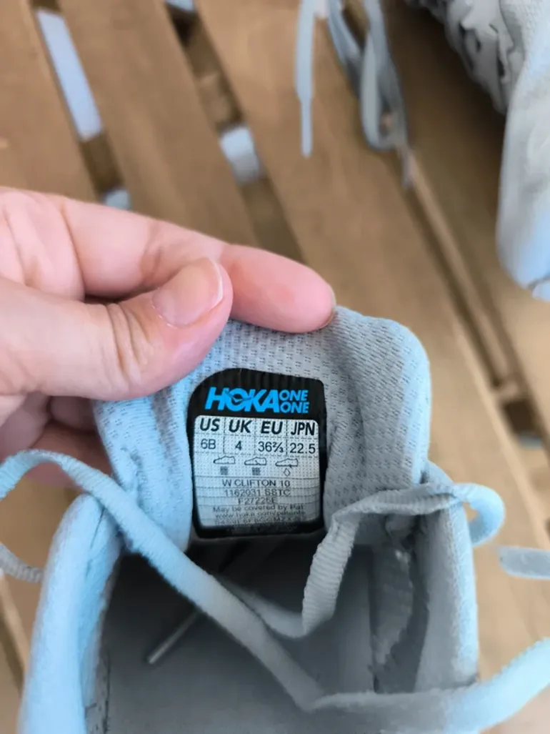Hoka Running shoes bike usato — immagine 5 di 6