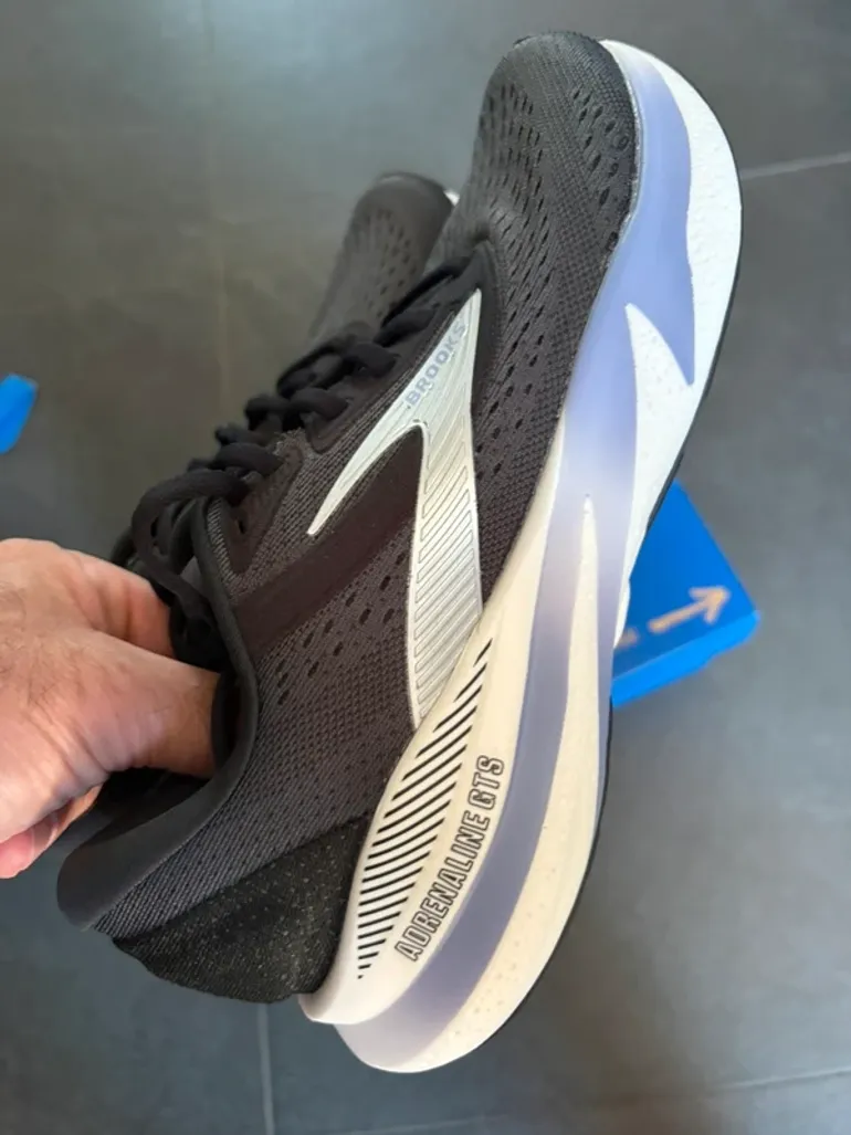Brooks Adrenaline GTS 24 bike usato — immagine 3 di 7