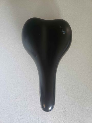 Używany Selle Royal Saddle 2022 Saddles & Seatposts