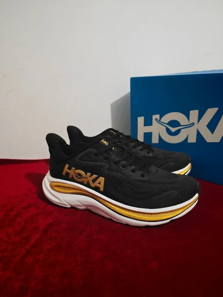 Used Hoka Clifton 10 bike — image 3 of 6