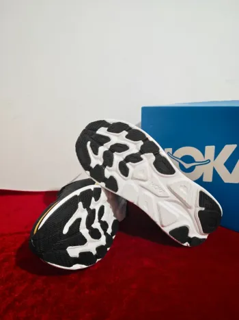 Used Hoka Clifton 10 bike — image 6 of 6