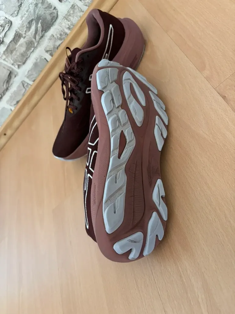 Used Asics GT-2000 14 TR bike — image 4 of 4