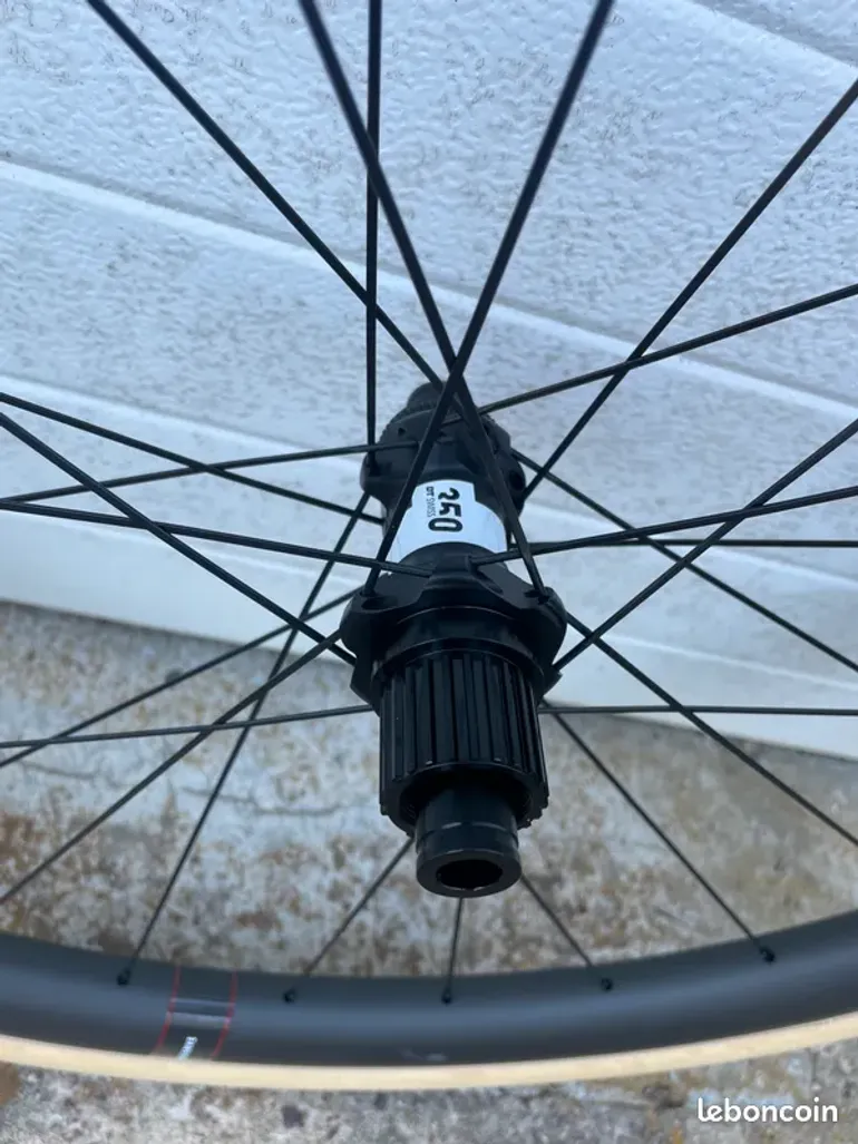 Reserve 44-40 2026 bike d'occasion — image 4 sur 9