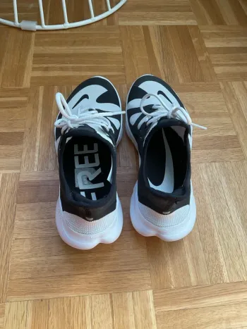 Used Nike Free RN 5.0 bike — image 3 of 7