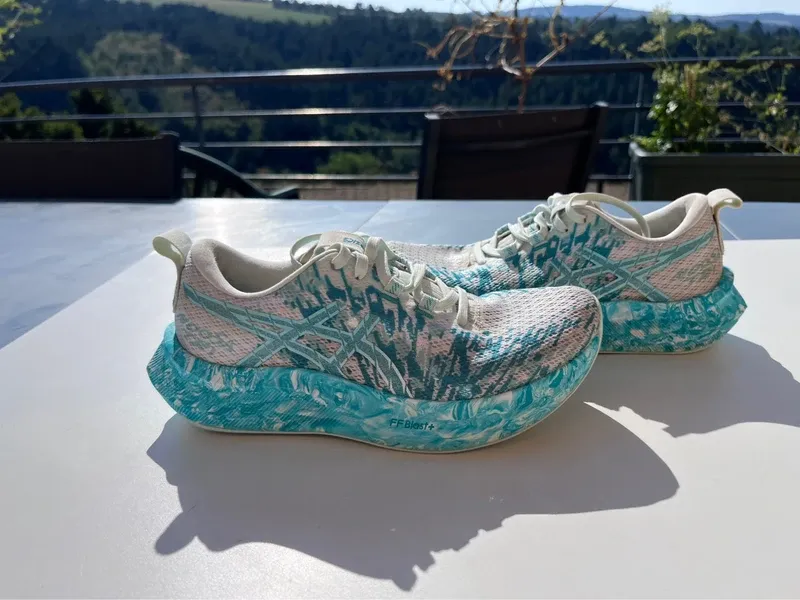 Hyper Noosa Tri 16 Running Shoes usato