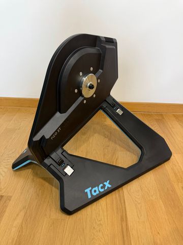 Used Tacx Neo 2T Cycling Accessories