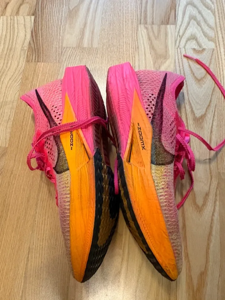 Used Nike Vaporfly 3 bike — image 3 of 7