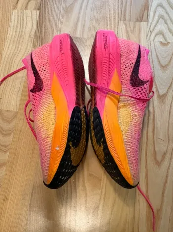 Used Nike Vaporfly 3 bike — image 2 of 7