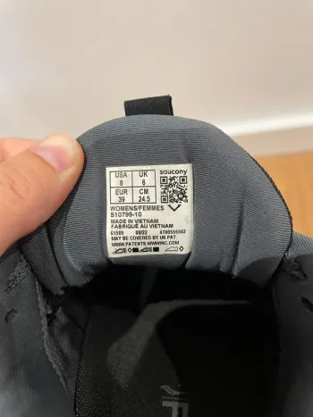Used Saucony Gore-Tex Trailrunning Schuhe bike — image 7 of 8