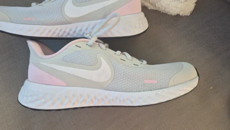 Gebrauchtes Nike Turnschuhe bike — Bild 9 von 11