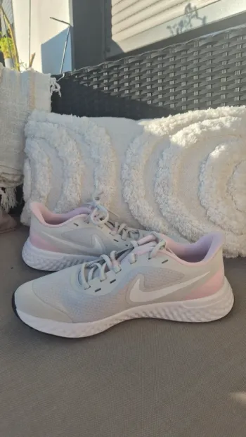 Gebrauchtes Nike Turnschuhe bike — Bild 1 von 11
