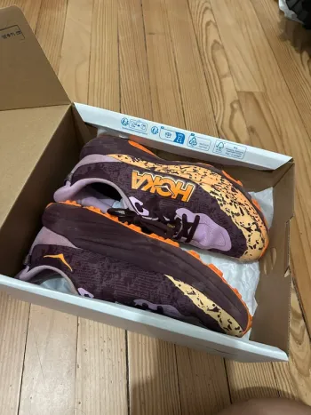 Hoka Speedgoat 6 bike usato — immagine 2 di 8