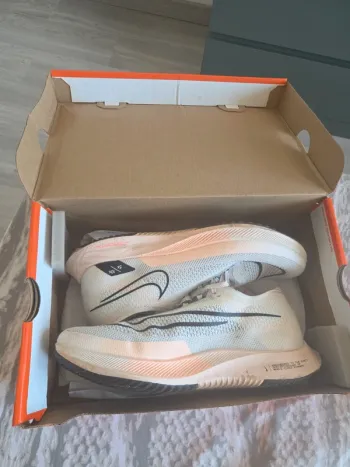 Gebrauchtes Nike ZoomX Streakfly bike — Bild 1 von 8