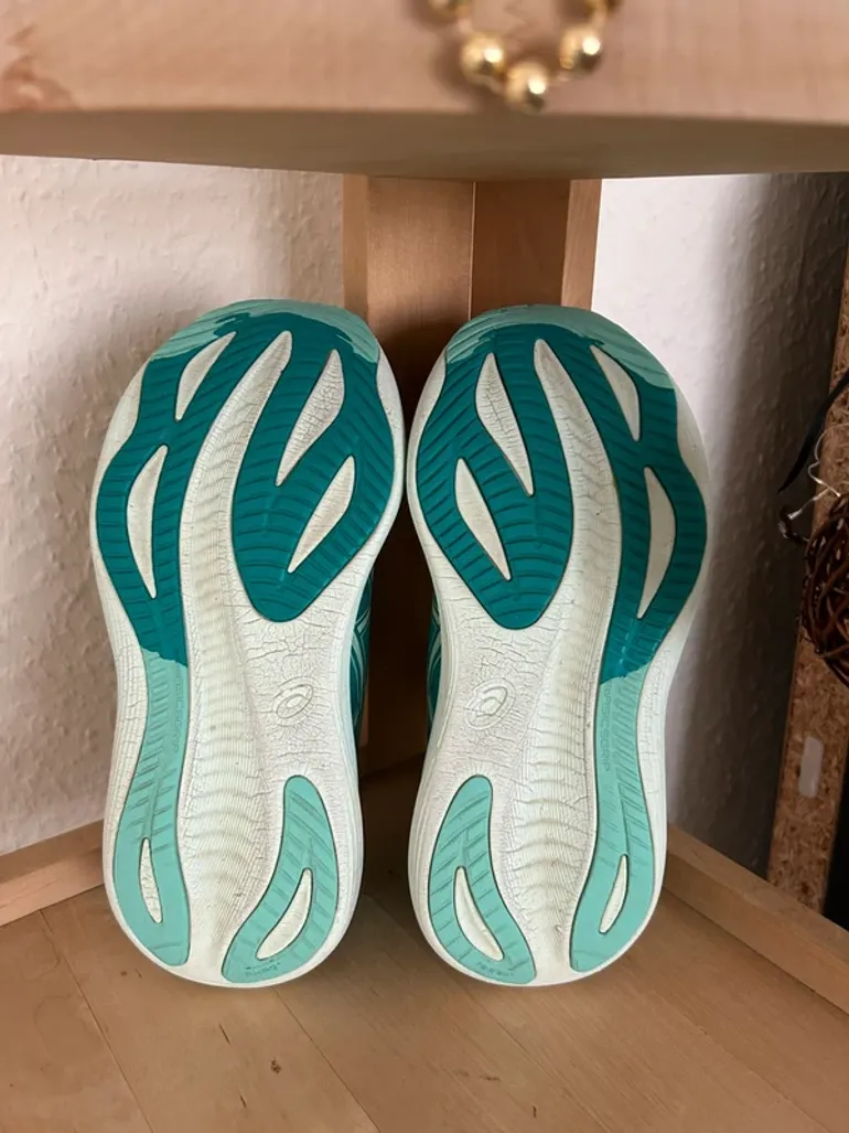 Gebrauchtes Asics Gel-Nimbus 27 bike — Bild 6 von 8