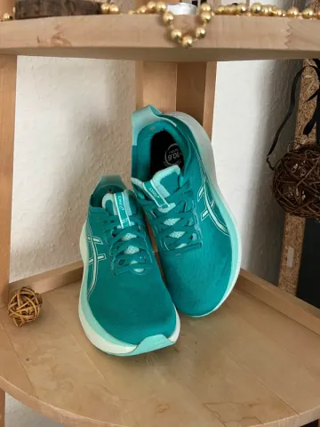 Gebrauchtes Asics Gel-Nimbus 27 Running Shoes
