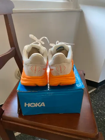 Used Hoka Clifton 10 bike — image 4 of 5